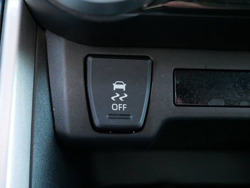 Certified 2025 Toyota RAV4 XLE AWD/4WD image 20