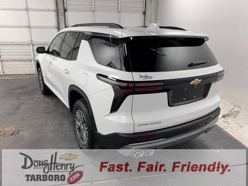 New 2026 Chevrolet Traverse LT w/ Driver Confidence Package image 7
