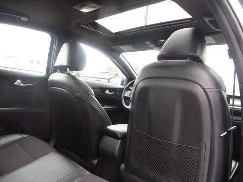 Used 2021 Kia Forte GT-Line w/ GT-Line Premium Package image 38