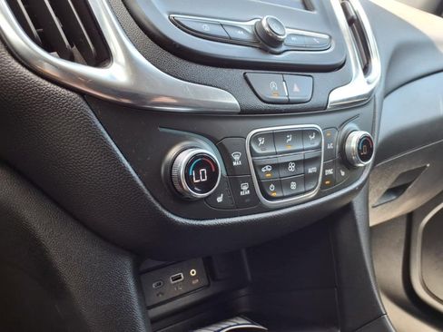 Certified 2024 Chevrolet Equinox LT image 18