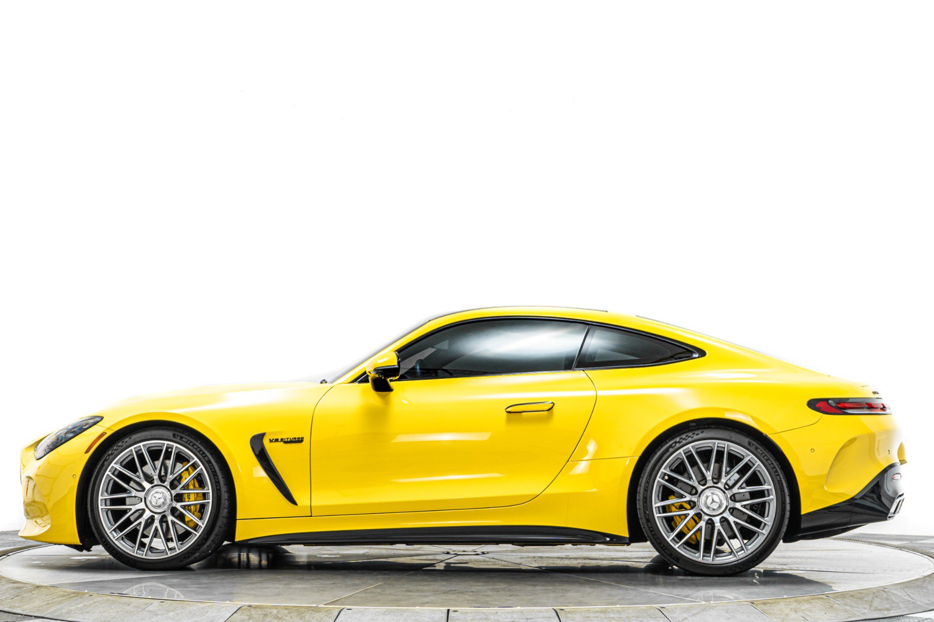 Used 2024 Mercedes-Benz AMG GT 63 image 6