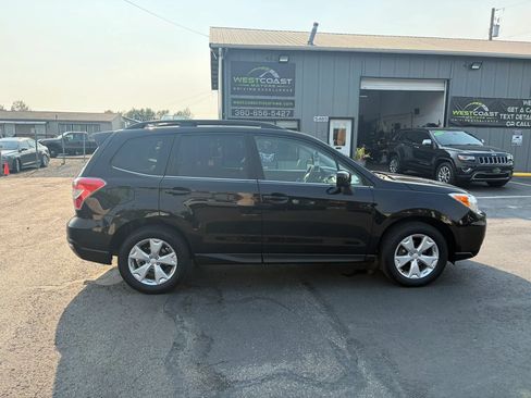 Used 2015 Subaru Forester 2.5i Limited AWD/4WD image 8