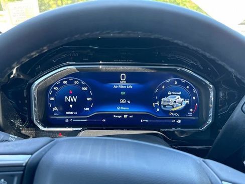 Used 2025 Chevrolet Silverado 2500 LTZ w/ LTZ Plus Package AWD/4WD image 36