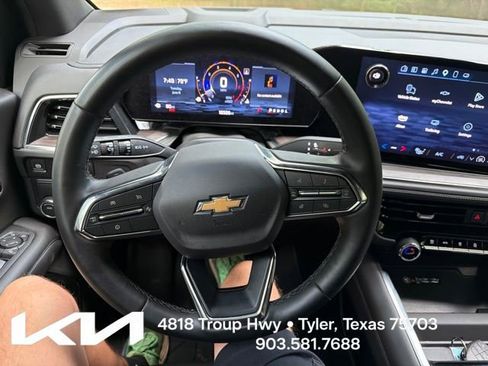 Used 2025 Chevrolet Tahoe LT w/ Comfort Package RWD image 18