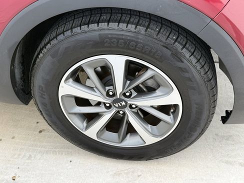 Used 2020 Kia Sorento FWD V6 image 13