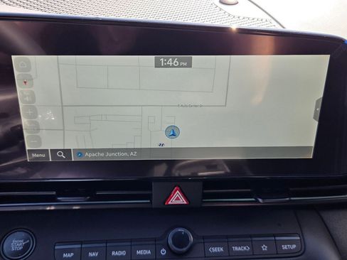 New 2025 Hyundai Elantra SEL image 13