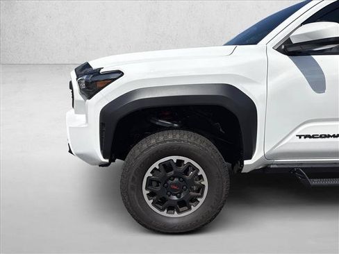 Certified 2026 Toyota Tacoma TRD Off-Road AWD/4WD image 30