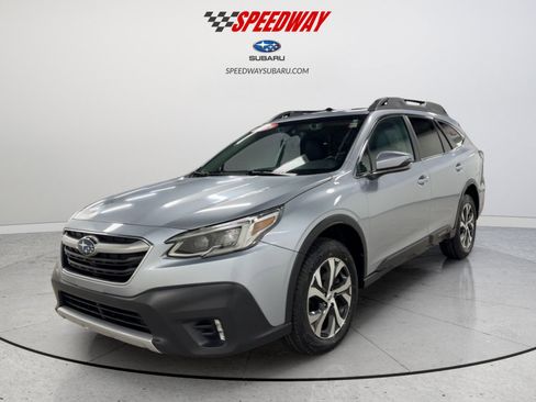 Used 2021 Subaru Outback Limited image 3