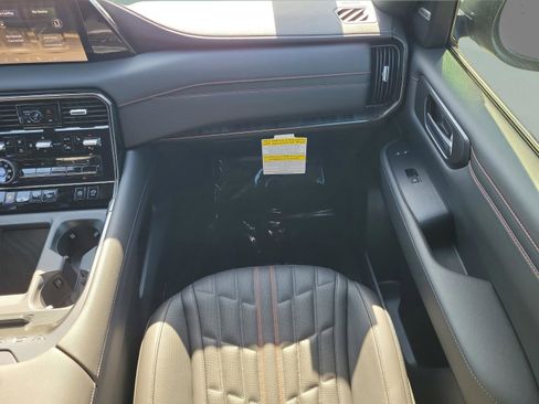 New 2025 Nissan Armada PRO-4X image 19