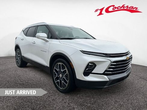 Certified 2024 Chevrolet Blazer Premier w/ Driver Confidence II Package image 1