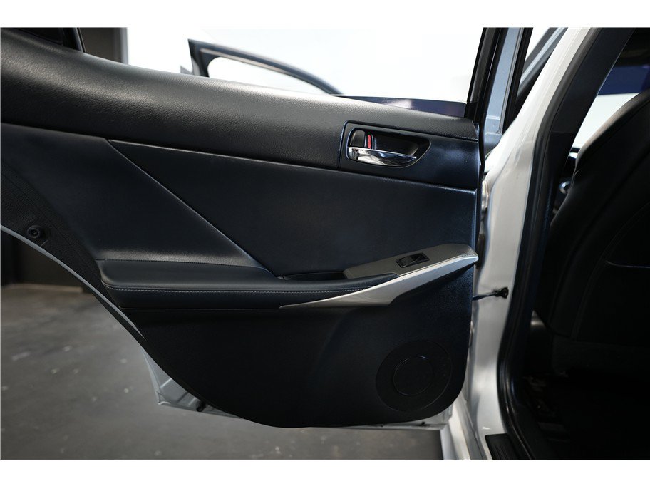 Used 2015 Lexus IS 250 w/ F-Sport Package RWD image 15