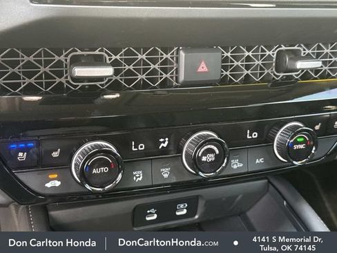 Used 2025 Honda Accord Touring image 8