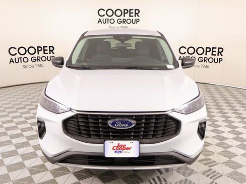 Used 2025 Ford Escape Active w/ Tech Pack #1 image 9