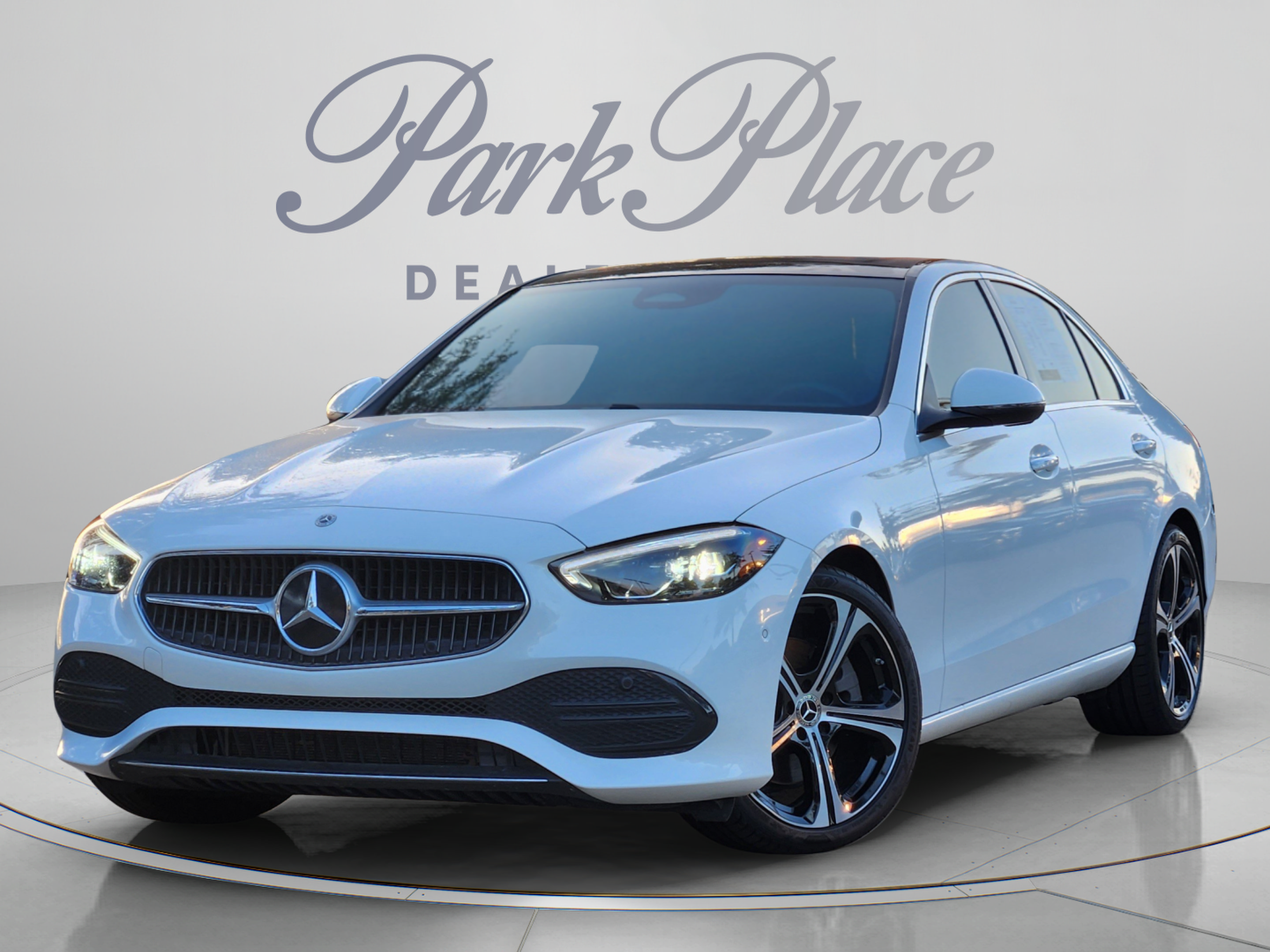 Used 2024 Mercedes-Benz C 300 4MATIC Sedan image 1