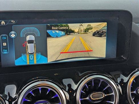 New 2026 Mercedes-Benz GLA 250 image 12