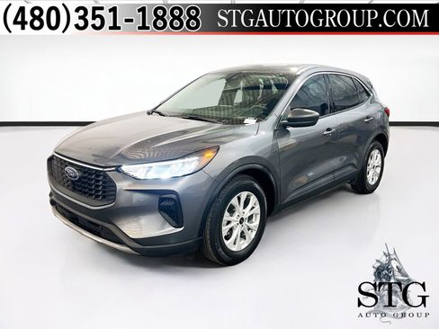 Used 2023 Ford Escape Active FWD image 1