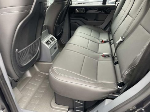 New 2026 INEOS Grenadier image 8