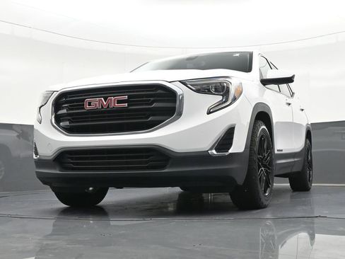 Used 2020 GMC Terrain SLE FWD image 30