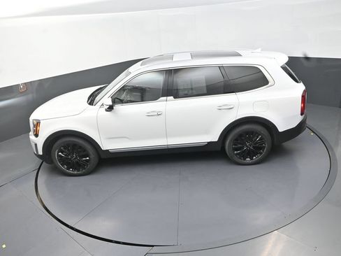 Used 2022 Kia Telluride SX w/ Towing Package AWD/4WD image 16