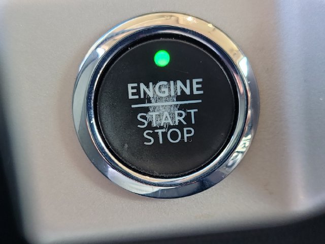 Certified 2022 Ford Expedition XLT RWD image 31