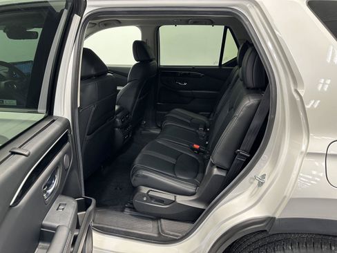 Certified 2023 Honda Pilot Touring image 29