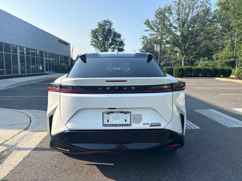 Used 2023 Lexus RZ 450e Premium w/ Technology Package AWD/4WD image 6