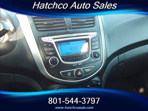 Used 2012 Hyundai Accent GS image 15