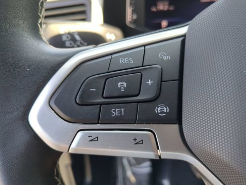 Certified 2023 Volkswagen Atlas Cross Sport SE AWD/4WD image 30