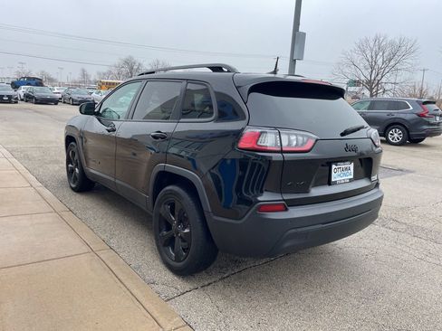 Used 2020 Jeep Cherokee Latitude Plus image 7