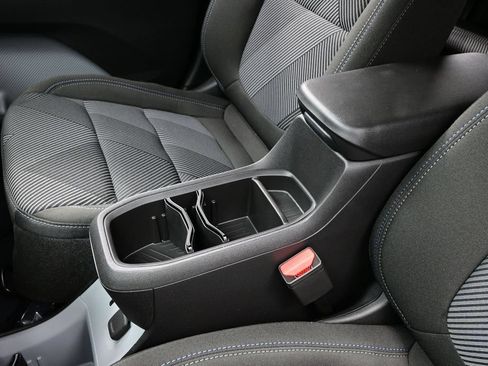 New 2027 Chevrolet Bolt LT w/ Comfort Package FWD image 36