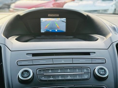 Used 2017 Ford C-MAX SE w/ Interior Protection Package image 13