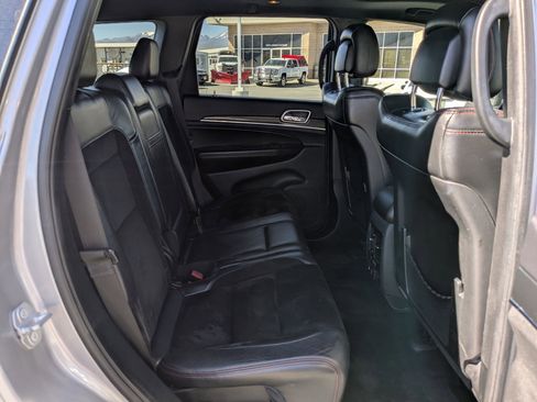 Used 2017 Jeep Grand Cherokee Trailhawk image 28