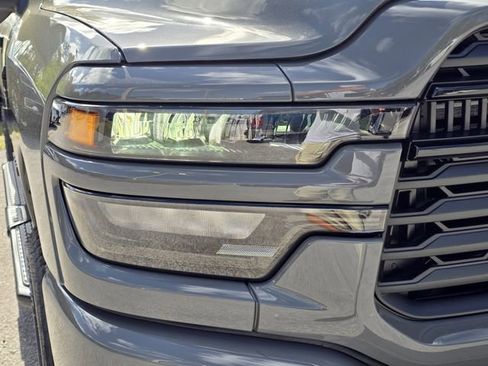 New 2026 RAM 2500 Big Horn AWD/4WD image 7