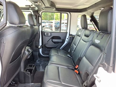 Used 2021 Jeep Wrangler Unlimited Sport image 10