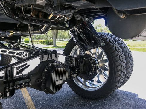 Used 2020 Ford F450 Platinum w/ FX4 Off-Road Package AWD/4WD image 66