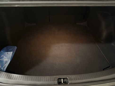 Used 2023 Toyota Corolla LE image 23