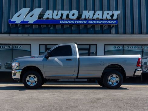 Used 2024 RAM 2500 Tradesman w/ Safety Group image 8