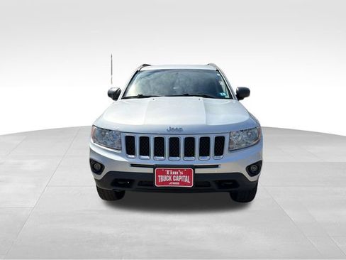 Used 2011 Jeep Compass 4WD w/ All Weather Capability Group image 8