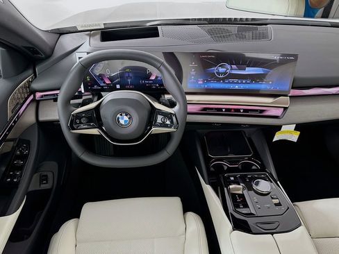 New 2027 BMW 530i xDrive AWD/4WD image 19