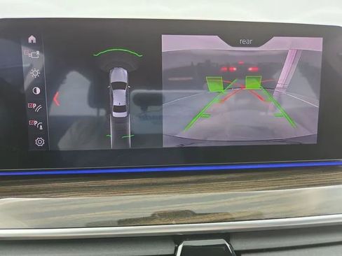 Used 2019 BMW 540i xDrive w/ Convenience Package image 12