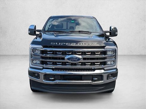 Used 2024 Ford F250 Lariat w/ Lariat Ultimate Package AWD/4WD image 3