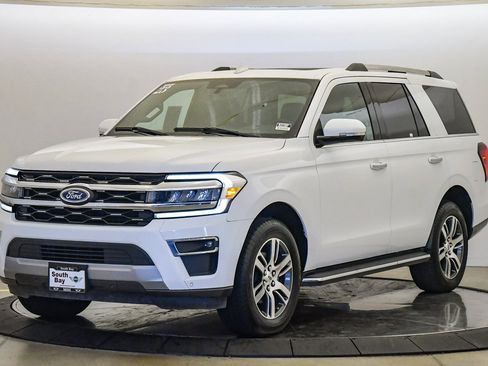 Used 2023 Ford Expedition Limited image 1