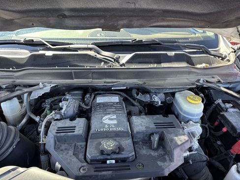 Used 2023 RAM 3500 Laramie image 25