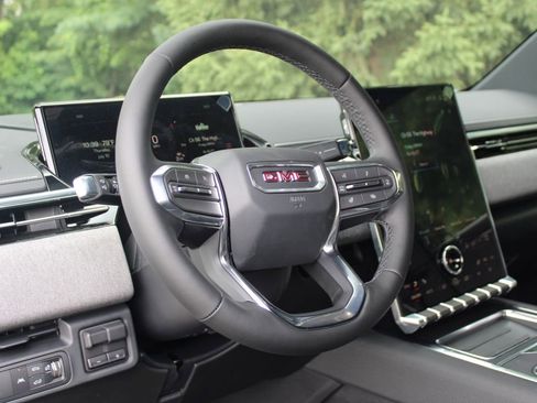 New 2026 GMC Sierra EV Elevation w/ LPO, Elevation Dark Package image 19