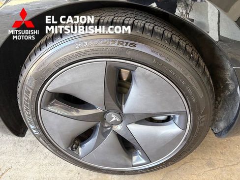 Used 2019 Tesla Model 3 Standard Range Plus RWD image 6