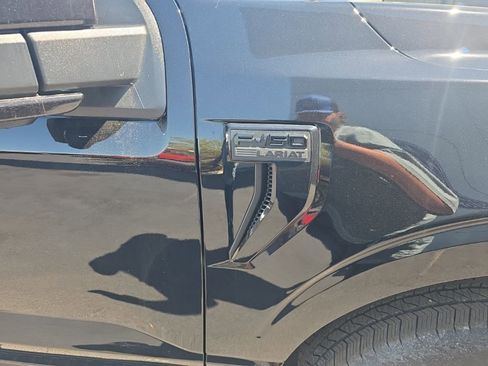 New 2025 Ford F150 Lariat w/ Equipment Group 502A High image 5