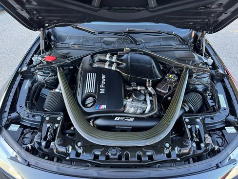 Used 2015 BMW M4 Convertible image 45