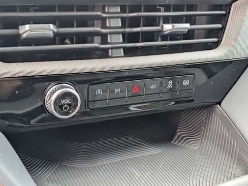 New 2026 Ford Explorer Active w/ Active Comfort Package image 30