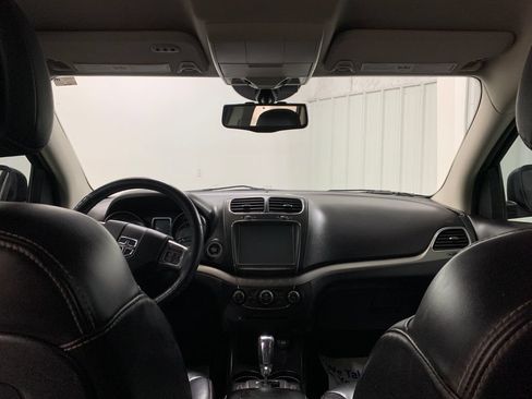 Used 2017 Dodge Journey Crossroad w/ Popular Equipment Group FWD image 18