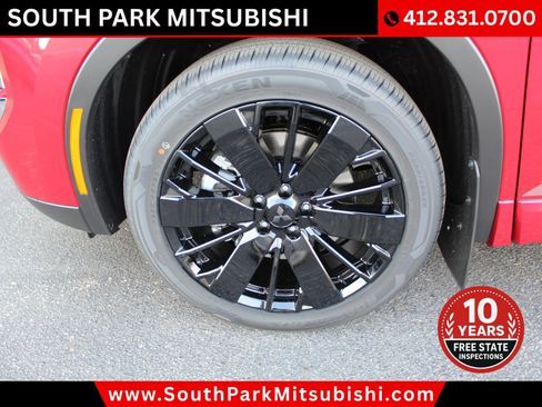 New 2026 Mitsubishi Outlander AWD image 32